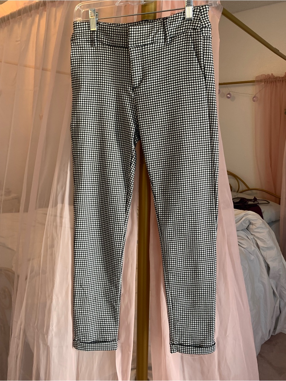 Fashion Nova houndstooth pencil pants